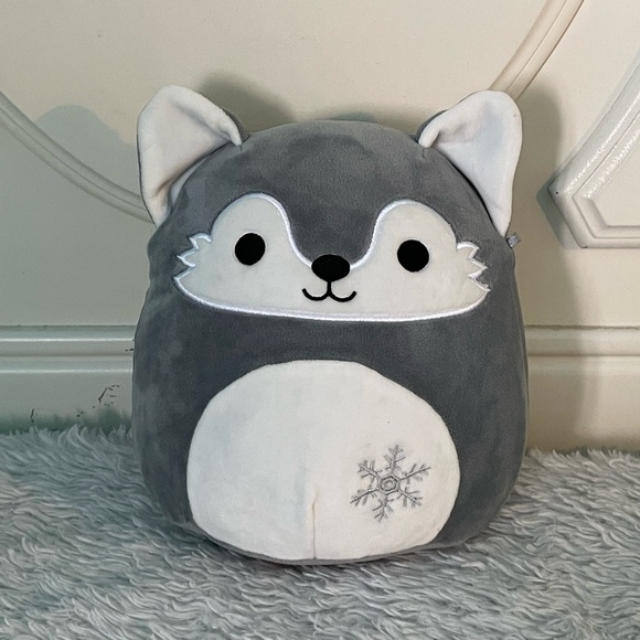 Willy 8” Squishmallow - Picture 1 of 6